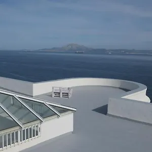 Floating House Гостевой дом